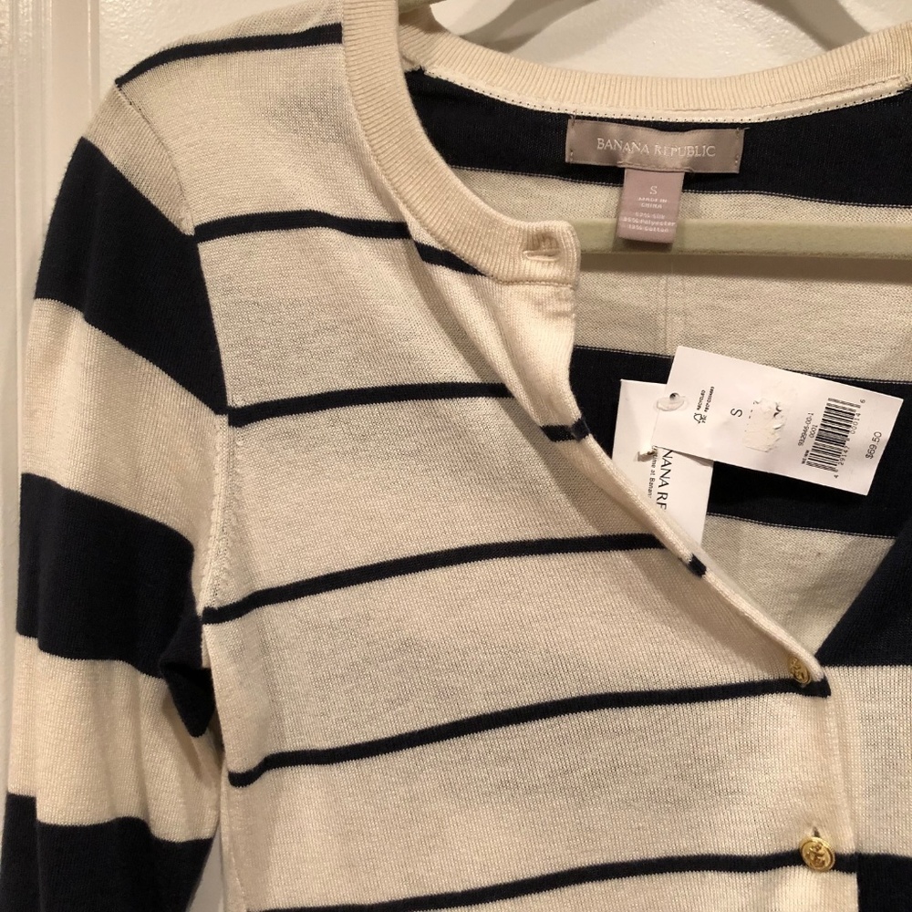 Banana republic SM cream and navy striped sweater - Picture 2 of 6